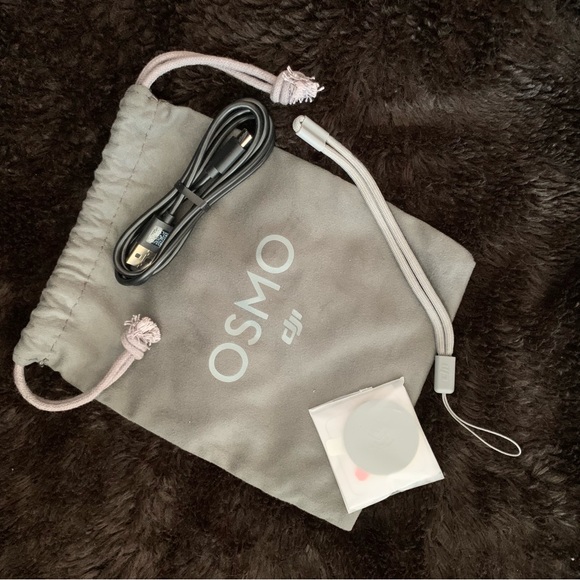 DJI OM 4 - Handheld 3-Axis Smartphone Gimbal Stabilizer - Picture 6 of 16